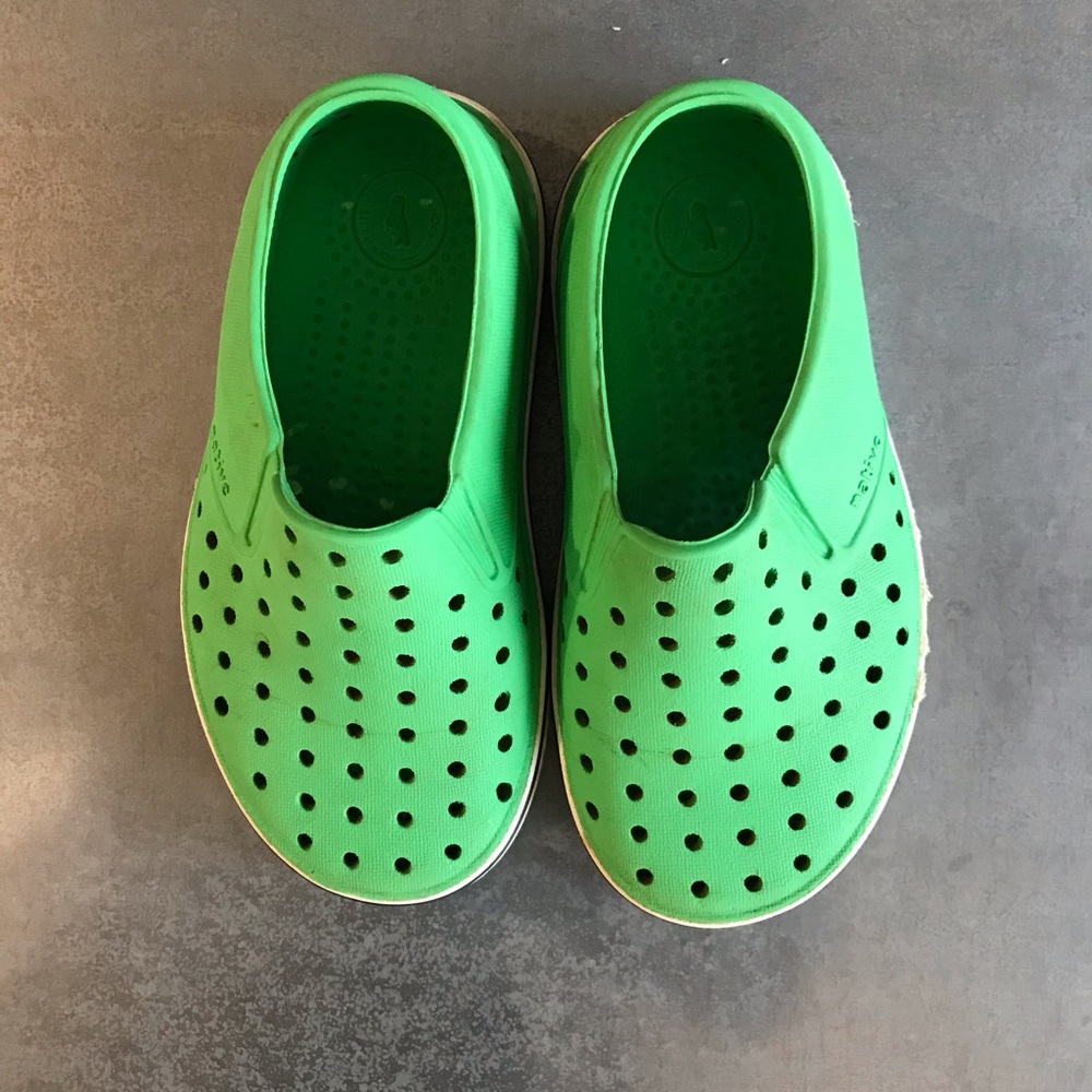 Native Toddler Slip Ons Size 9
